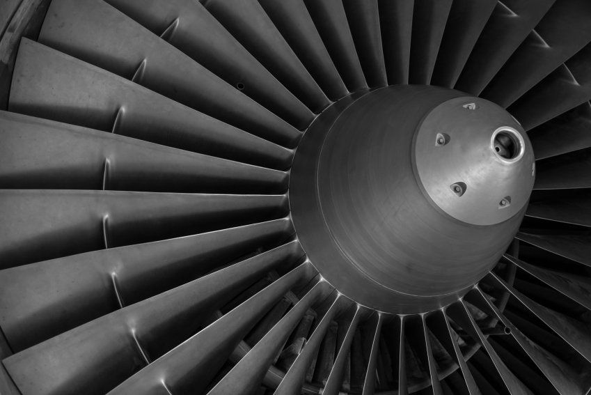 Limpieza de metales para la industria aeronáutica